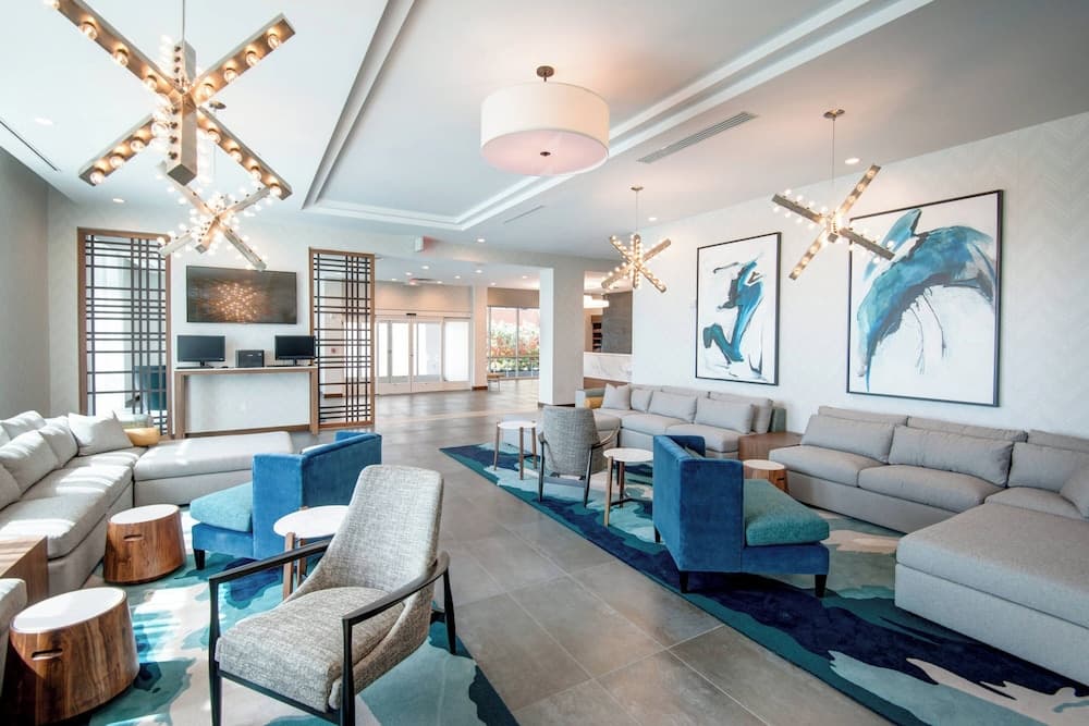 Lobi dinlenme salonu