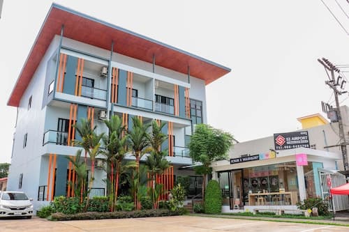 S2 Airport Residence