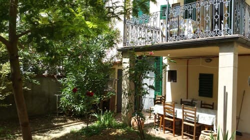 Villa nei fiori