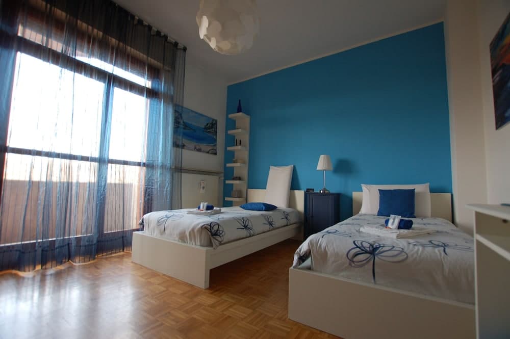 La Rosa Scarlatta Broseta