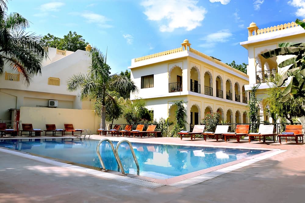 Raj Palace Resort