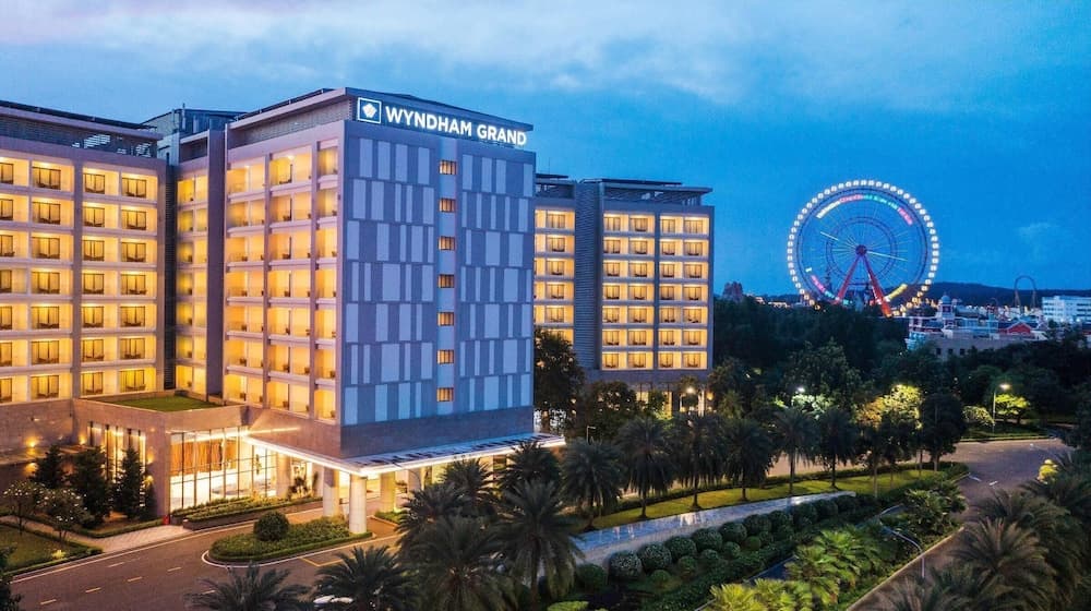 Wyndham Grand Phu Quoc