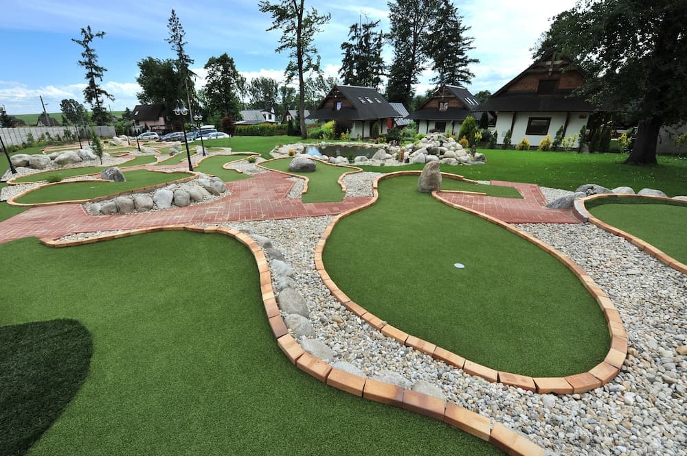 Mini golf