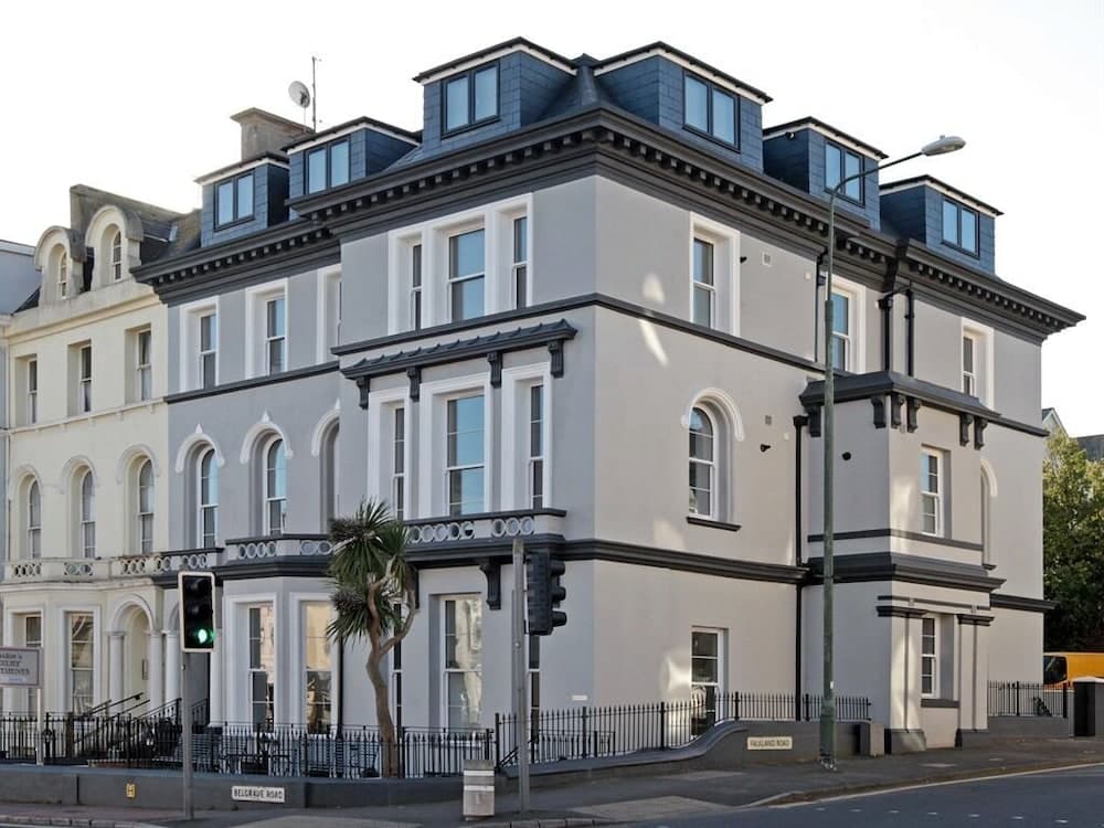 Austen's Luxury Apartments