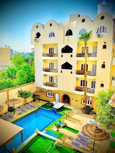 Nile Valley Hotel & Restaurant
