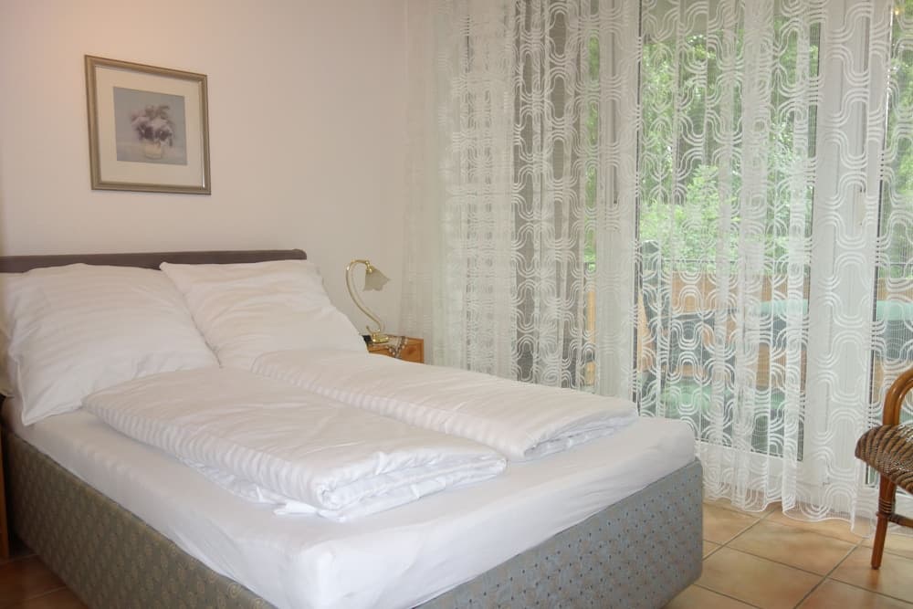 Tolstov-Hotels Big 2 Room Roßstrasse Apartment