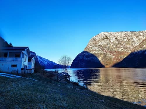 Visit Undredal