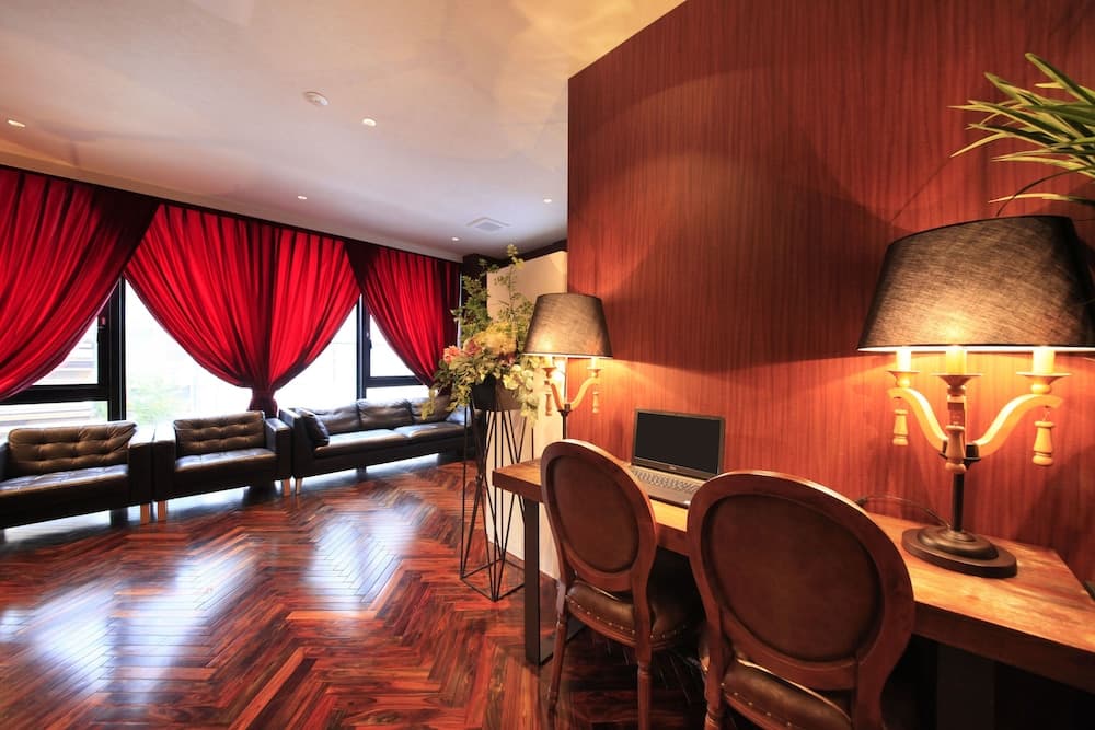 Lobi dinlenme salonu