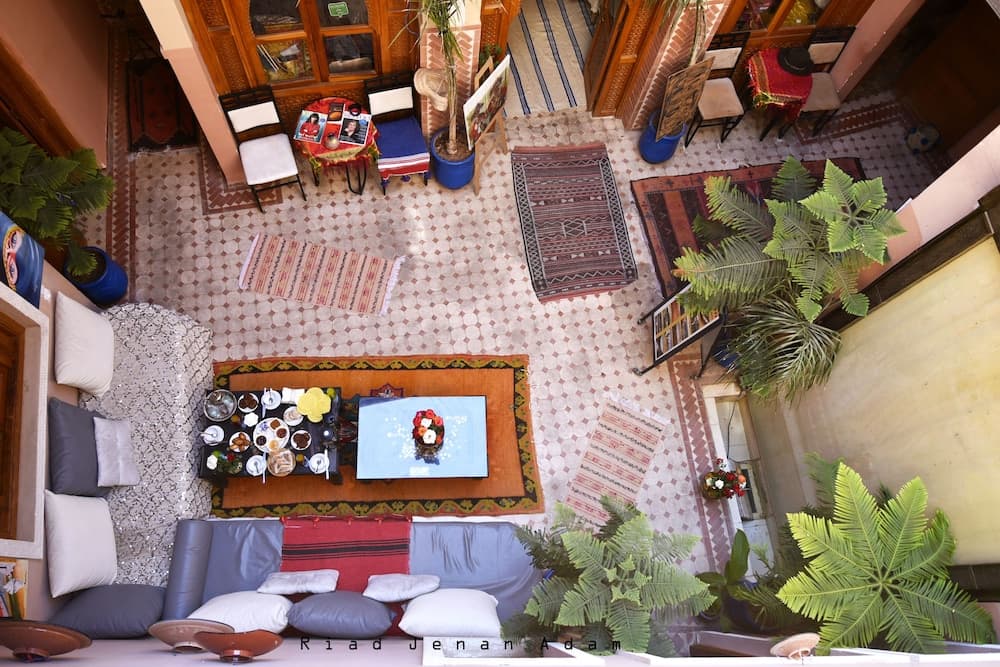 Riad Jenan Adam