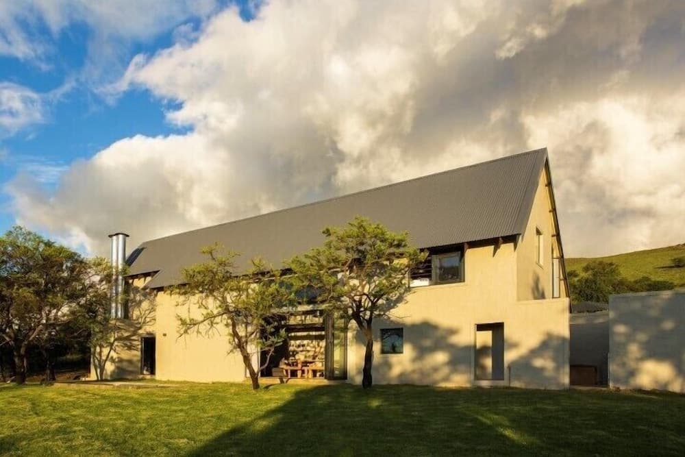 Mount High Luxury Country Lodge