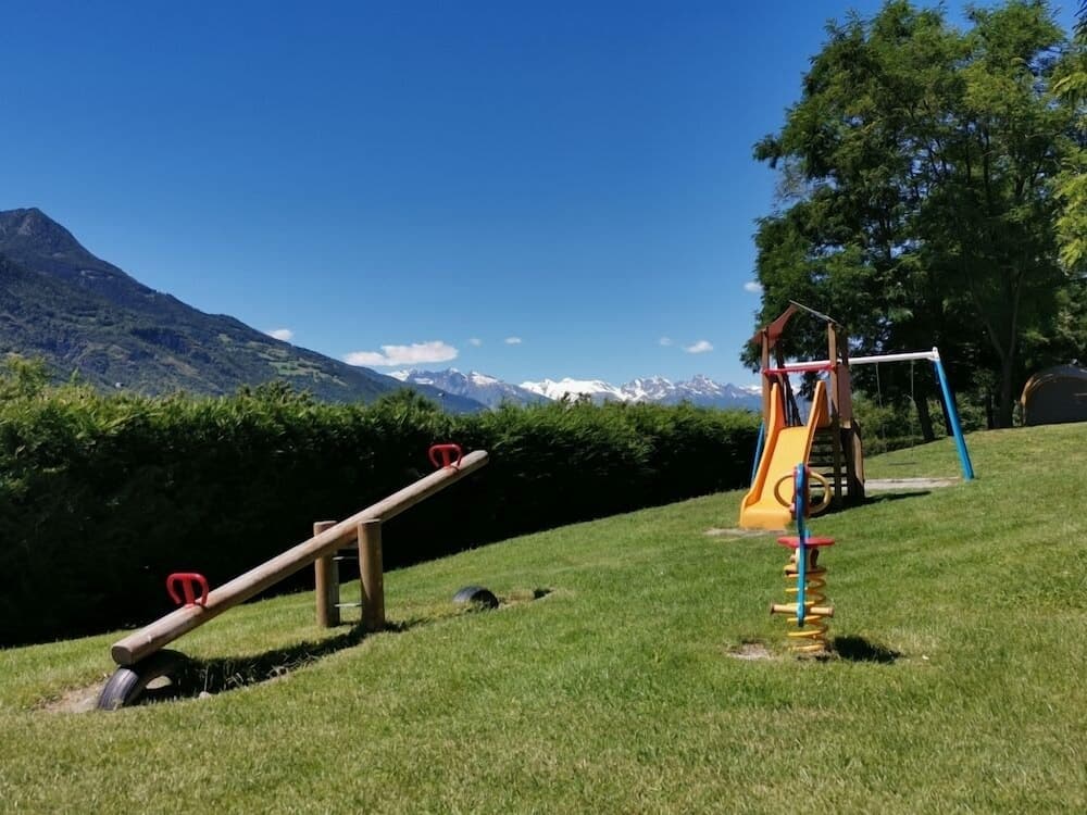 Çocuklar için oyun alanı - dış mekân