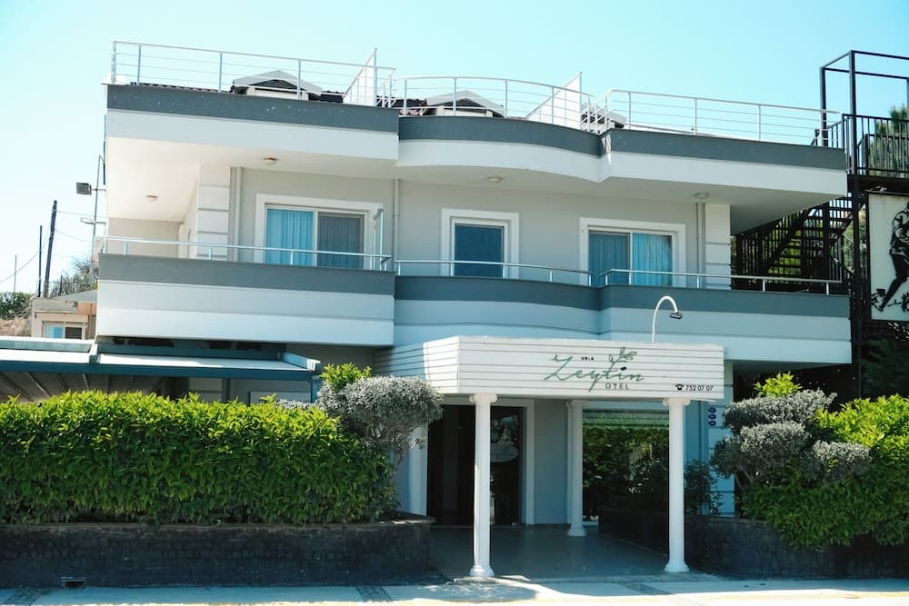 Urla Zeytin Otel