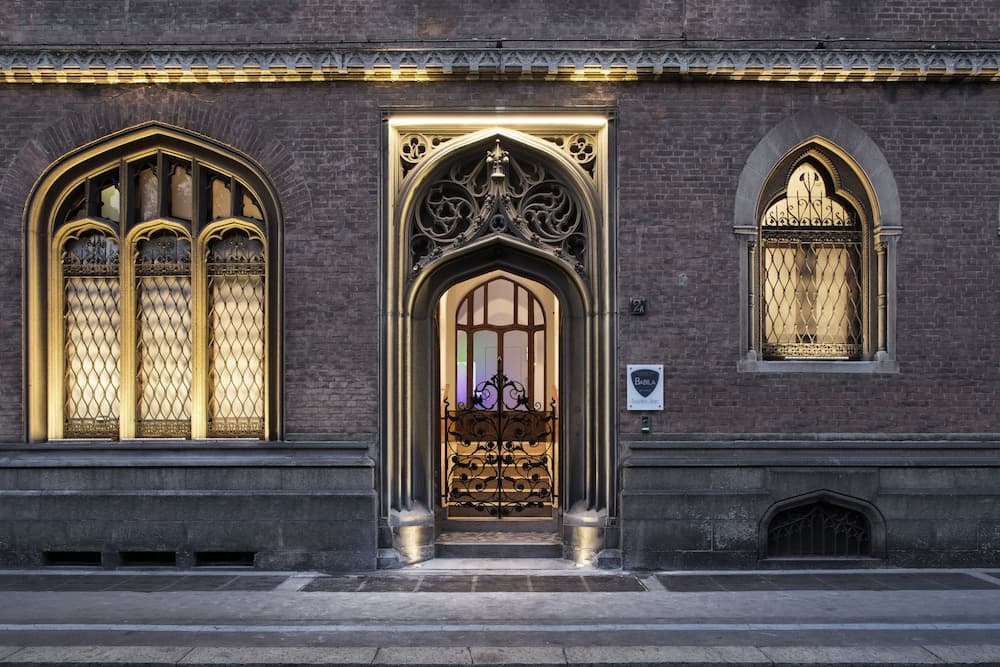 Babila Hostel & Bistrot