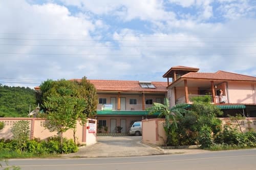 Wattana Hill Resort