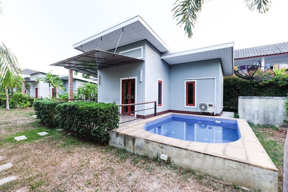 OYO 690 Bann Supansa Resort