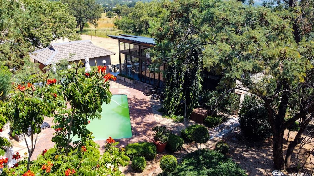 Thaba Legae Guest Lodge