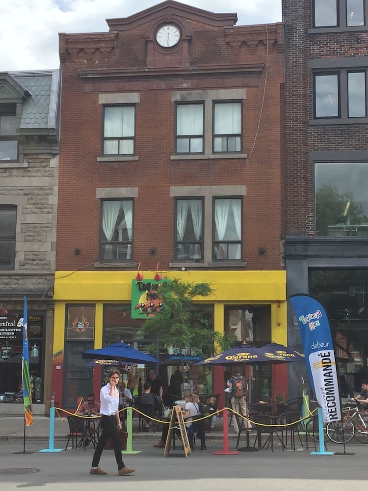 Konaklama yerinin ön cephesi