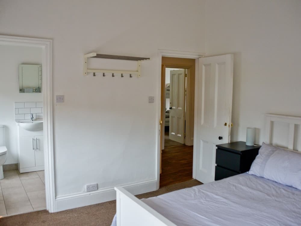Corner House Apartment