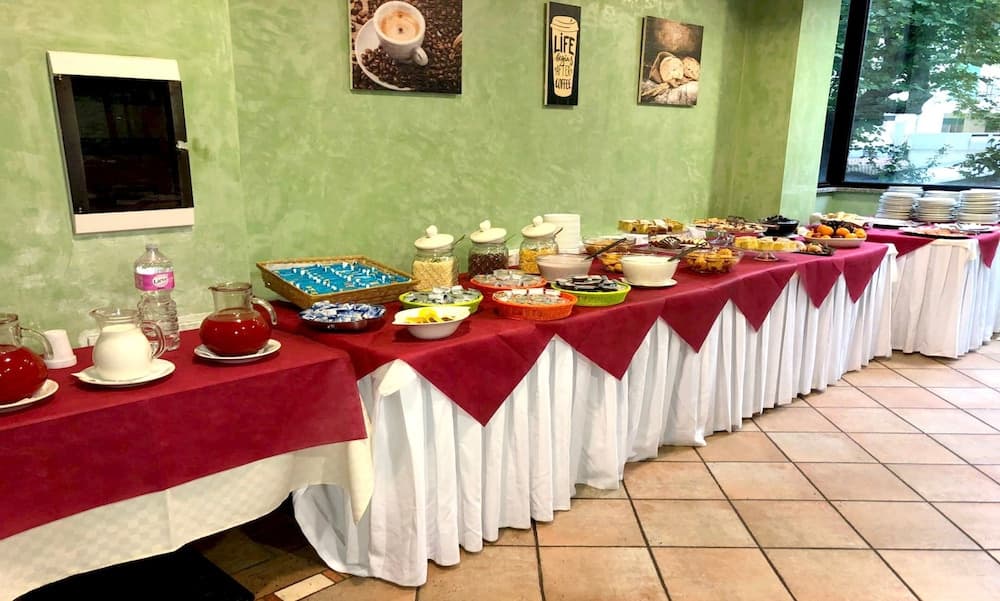 Açık büfe kahvaltı
