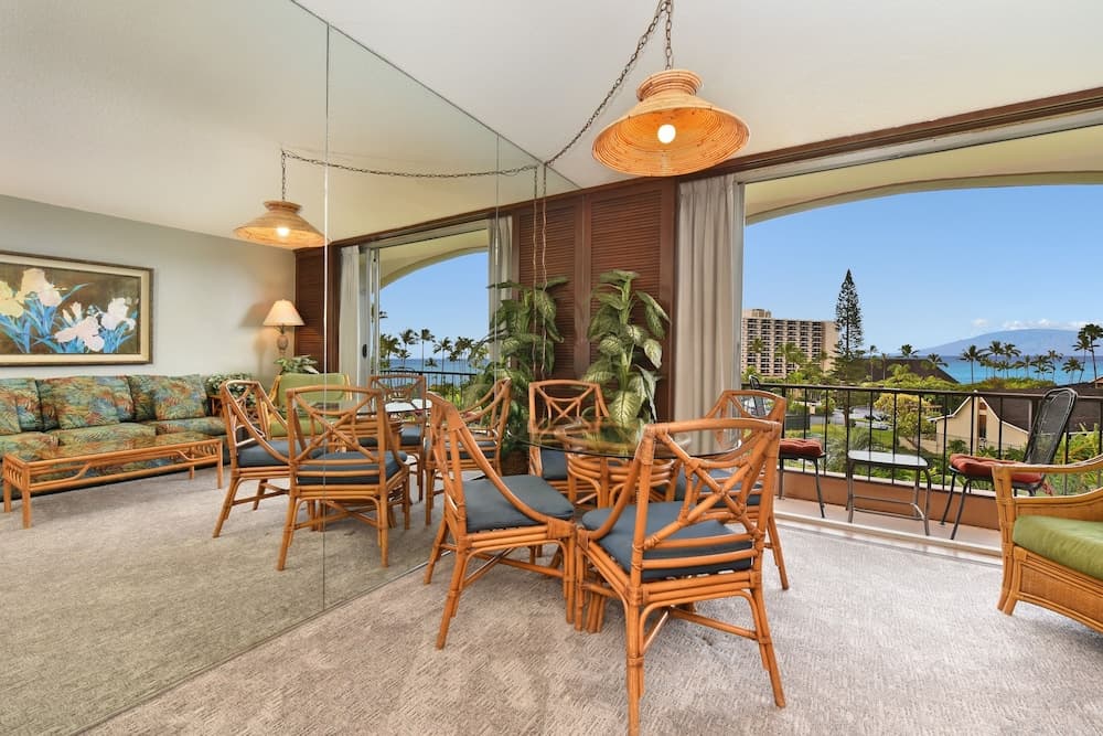 Maui Kaanapali S #a517 Studio Bedroom Condo by RedAwning