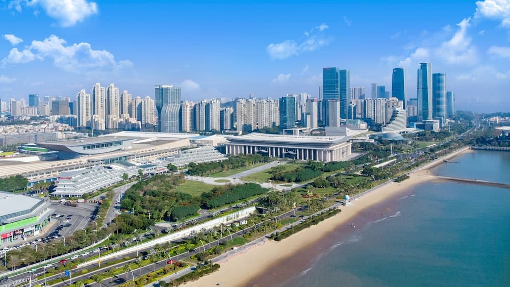 Xiamen International Seaside Hotel (hotel corridor leads to the stone exhibition hall)