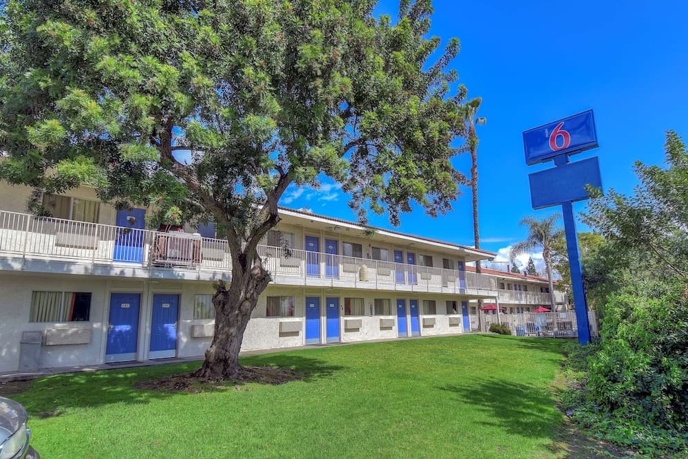 Motel 6 Chino, CA - Los Angeles Area