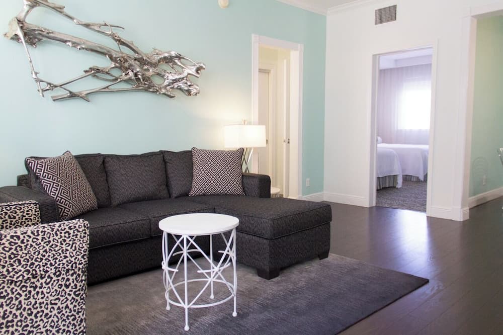 Suites of Dorchester