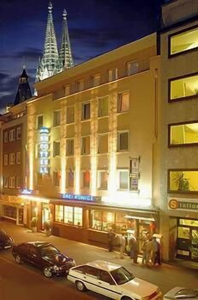 Drei Könige Dom Hotel