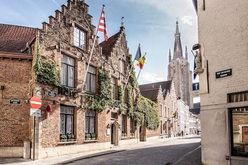 Hotel de Castillion
