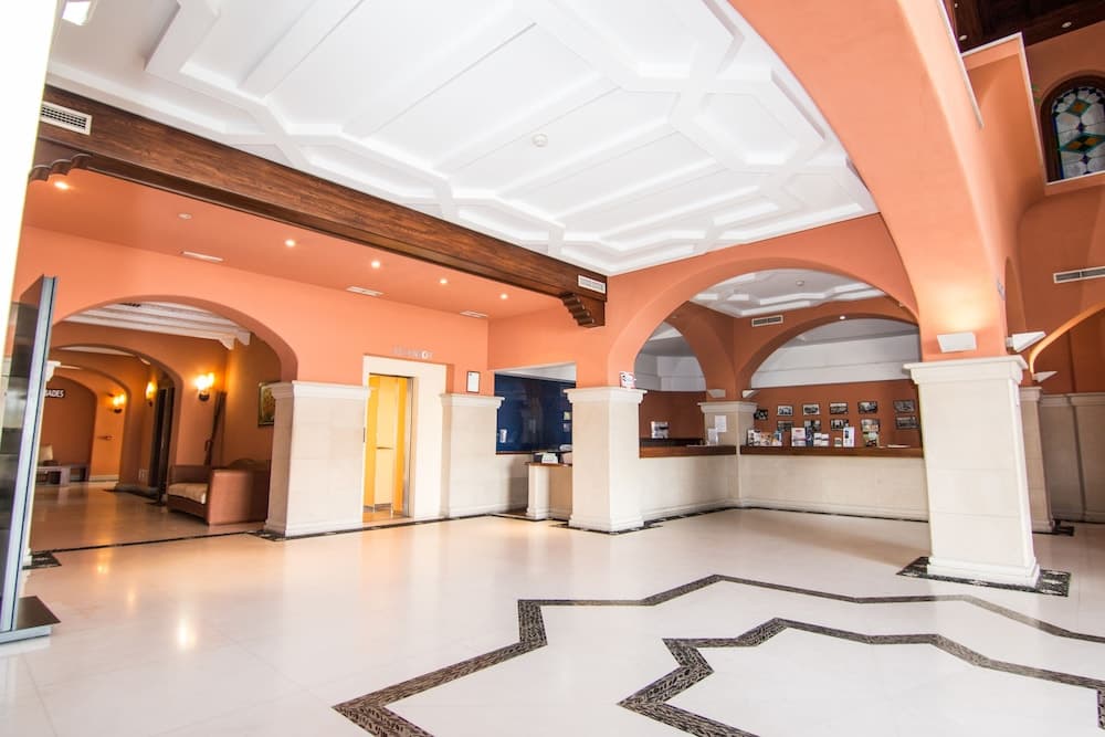 Giriş/çıkış büfesi