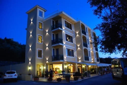 Johanna Park Hotel