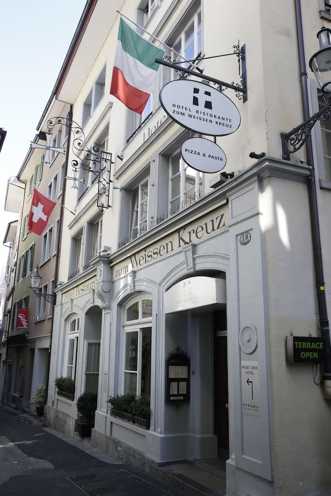 Boutique Hotel Weisses Kreuz - Adult only Hotel