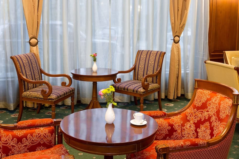 Lobi dinlenme salonu