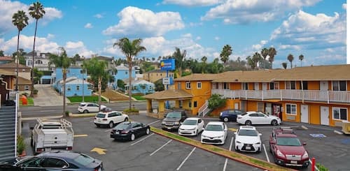 Redondo Inn and Suites