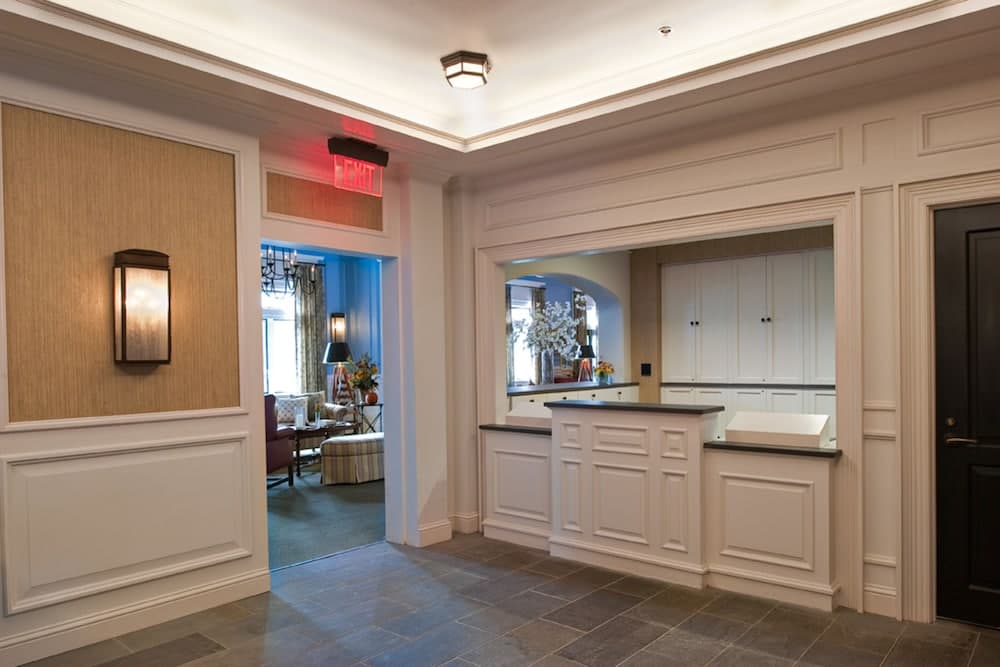 Giriş/çıkış büfesi