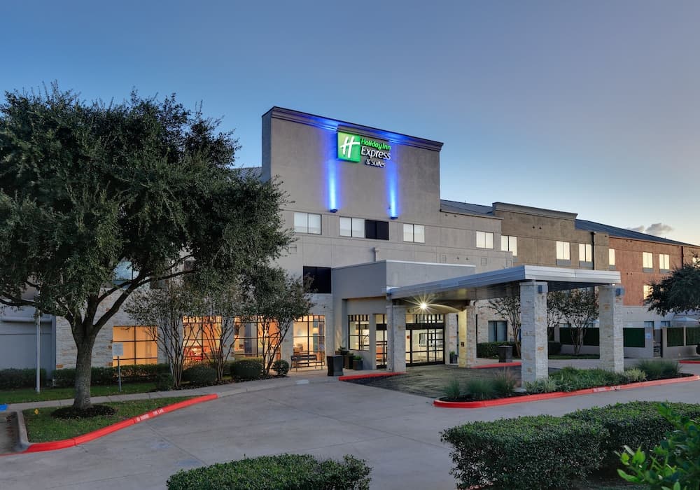 Holiday Inn Express & Suites Austin Round Rock by IHG