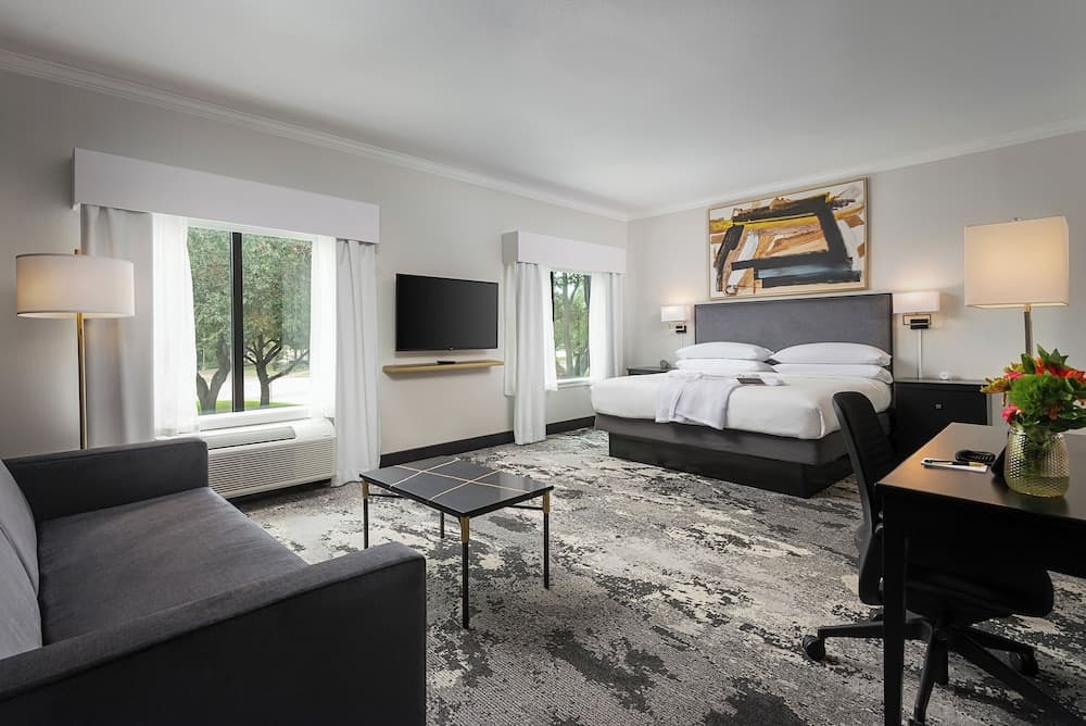 Champions Club and Hotel, Houston Westchase