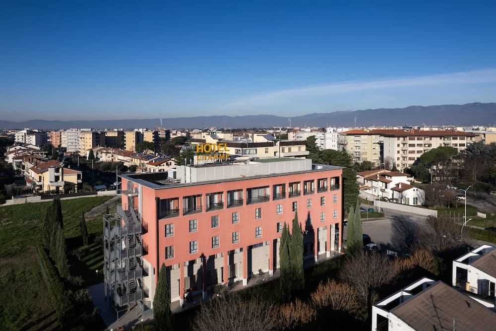 Konaklama yerinin ön cephesi