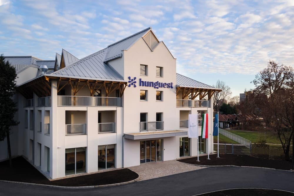 Hunguest Hotel Flora