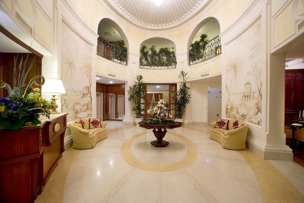 Palazzo Alabardieri