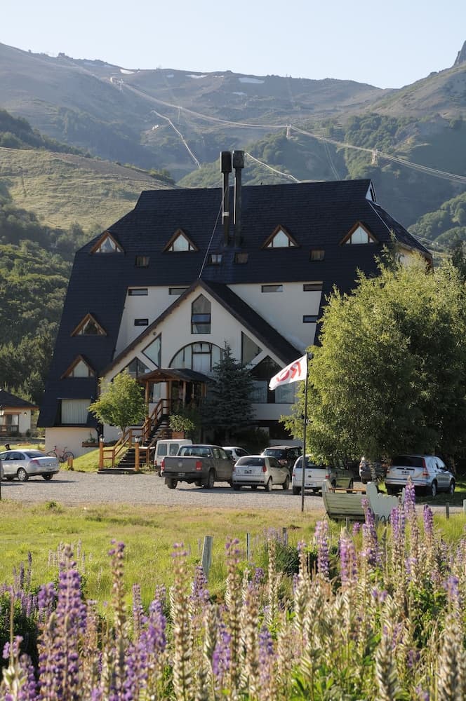 Village Catedral Hotel Resort & Spa