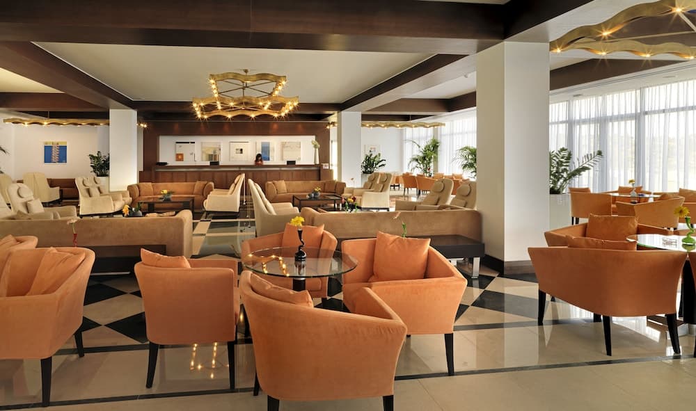 Lobi dinlenme salonu