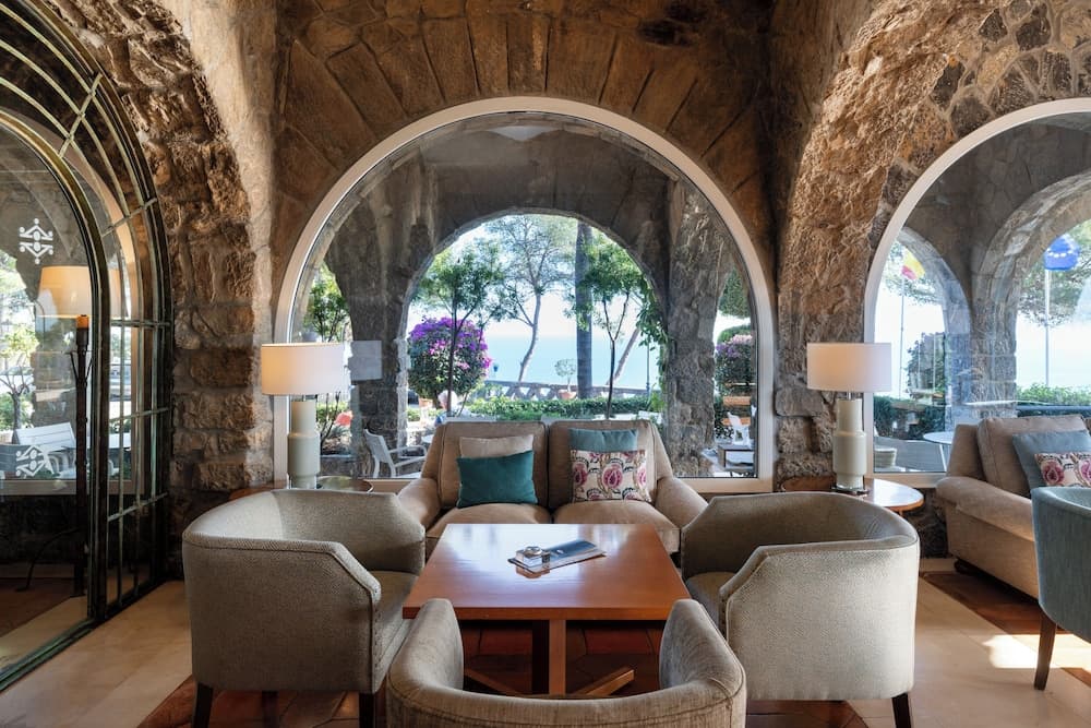 Lobi dinlenme salonu