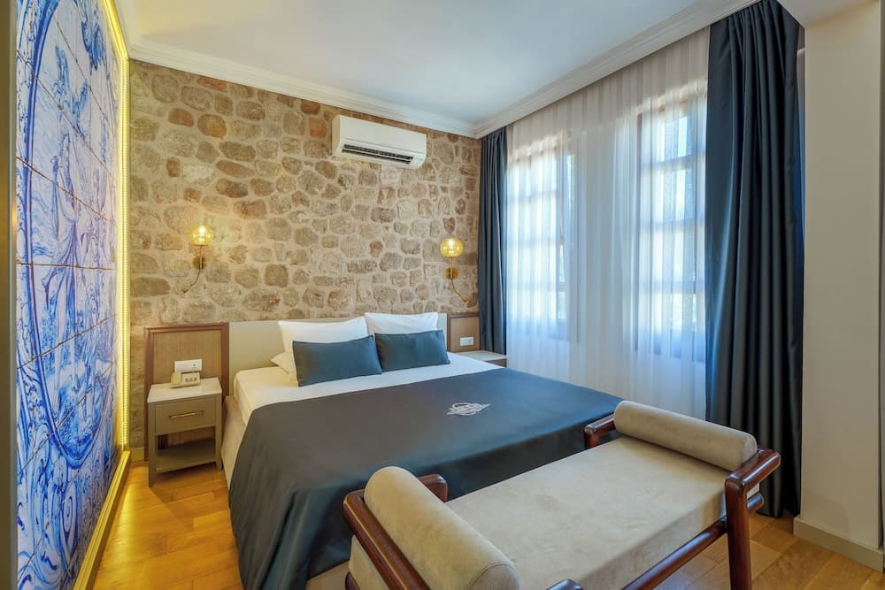 Argos Hotel