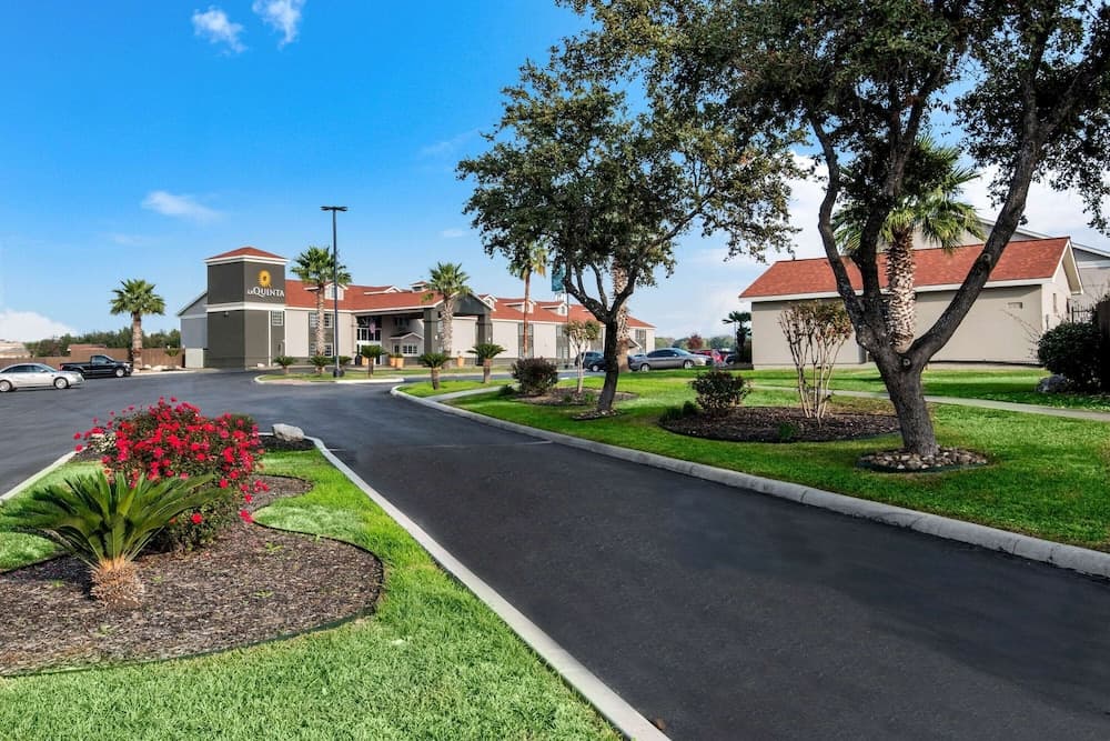 La Quinta Inn by Wyndham San Antonio Brooks City Base