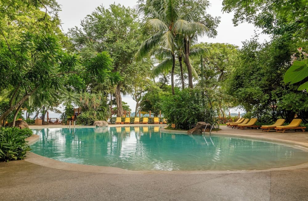 Capitán Suizo Beachfront Boutique Hotel