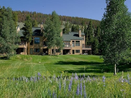 Aspen Ridge Condominiums by Vail Resorts