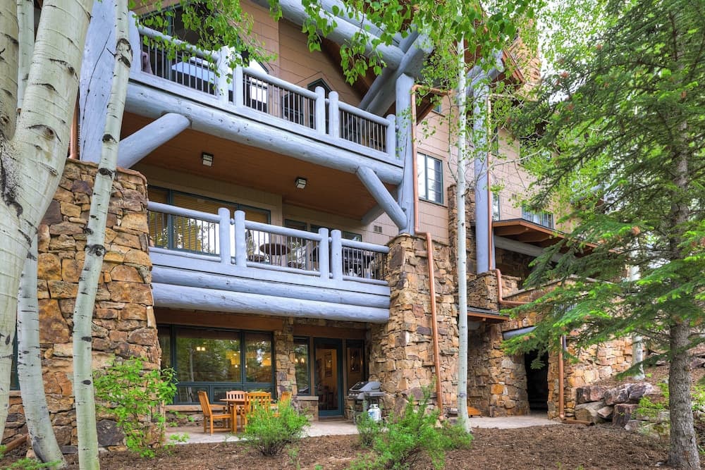Bachelor Gulch Village