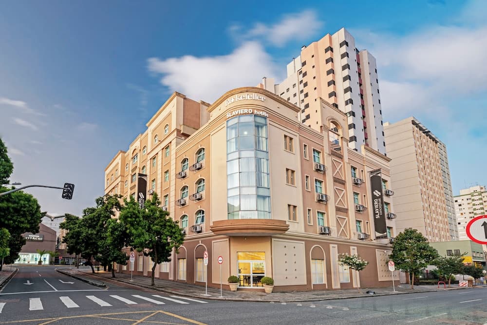 Rockefeller by Slaviero Hotéis