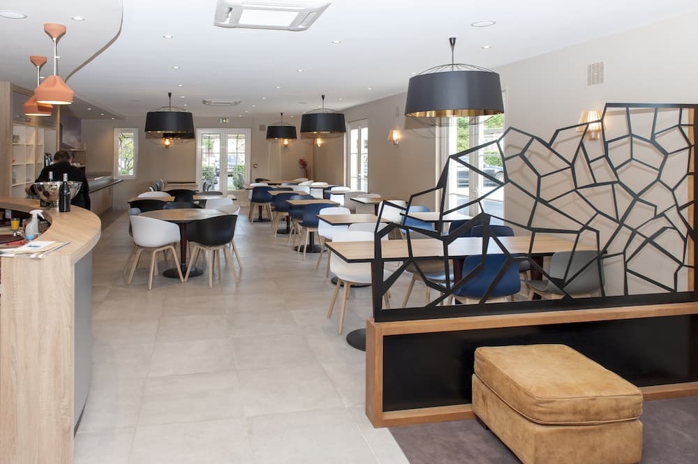 Brit Hotel Avignon Sud